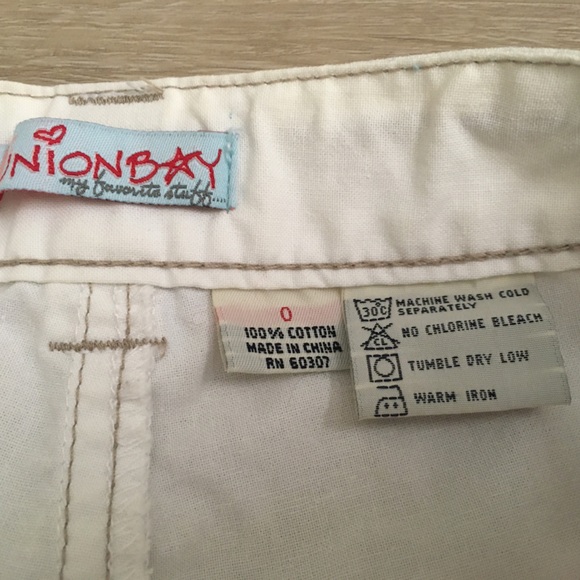 Union Bay Cargo Crop size 0 - Picture 6 of 6